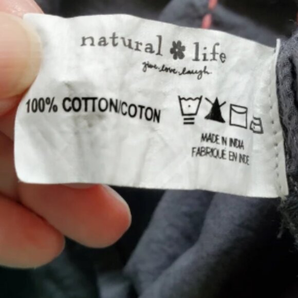 NATURAL LIFE Long Sleeve Button Front Dress. Size Medium - Picture 6 of 6